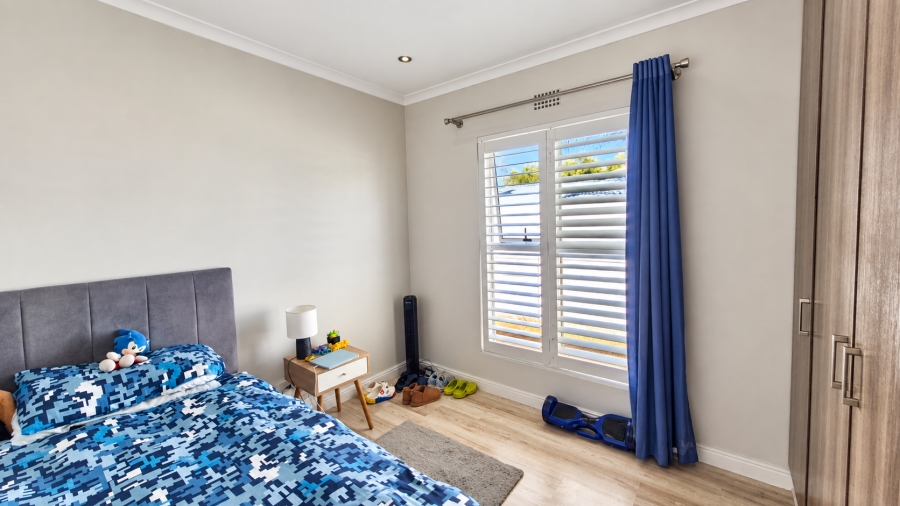 To Let 3 Bedroom Property for Rent in Sunningdale Western Cape